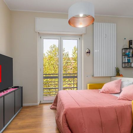 Maiolica Apartment - Free Parking And Great Connection To Linate And Duomo Милано Екстериор снимка