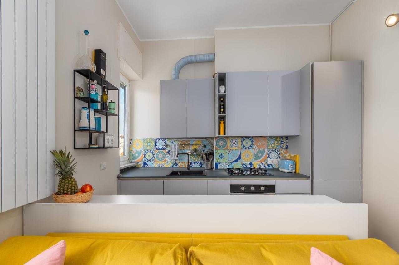 Maiolica Apartment - Free Parking And Great Connection To Linate And Duomo Милано Екстериор снимка